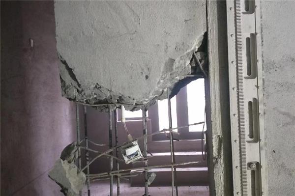 教你如何在墻體上開門口。