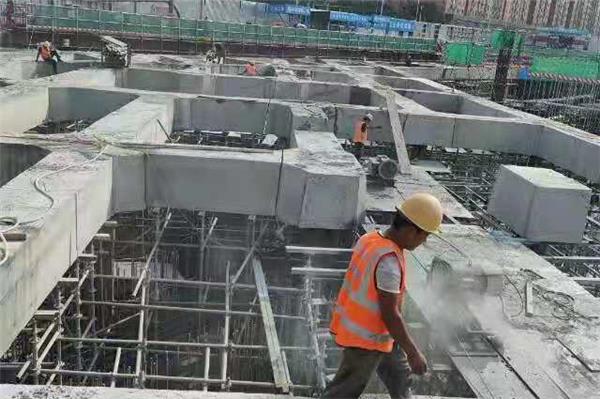 拆除比較大的建筑物，用靜力切割的方法怎么操作呢？