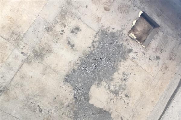 關于內墻抹灰對跑模的剔鑿要求。