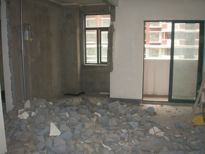 電鎬拆除地磚對樓板的影響有多大？