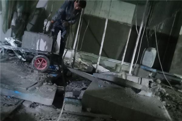 拆除比較大的建筑物，用混凝土靜力切割的方法怎么操作呢？