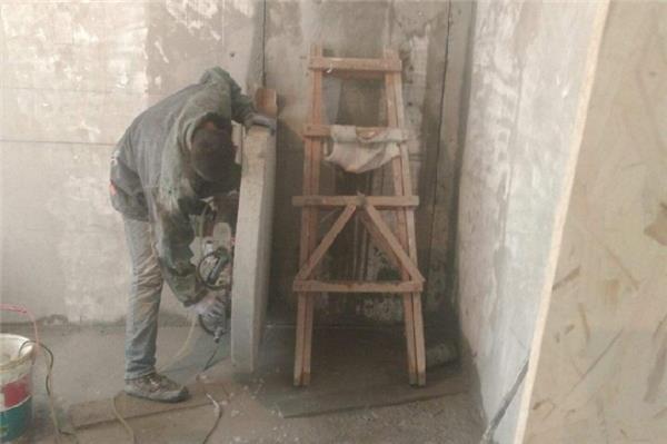 如何用混凝土切割機切割混凝土墻體