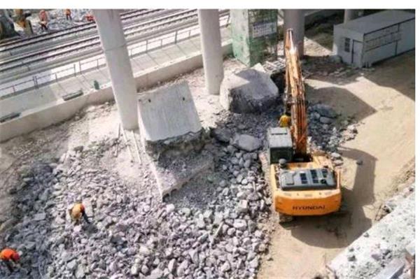 拆除比較大的建筑物，用混凝土靜力切割的方法怎么操作呢？