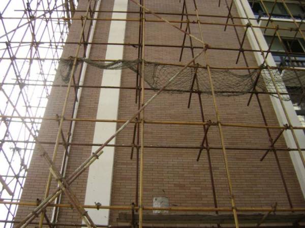 拆除外墻磚注意事項，外墻瓷磚拆除多少錢一個平方？