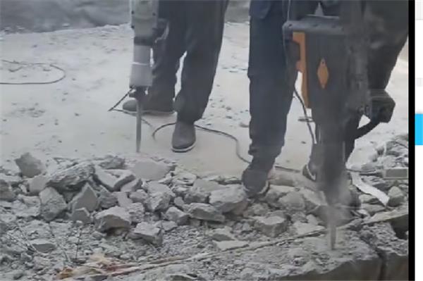 舊房室內(nèi)重新裝修地面拆除收費(fèi)標(biāo)準(zhǔn),拆除地面多少錢一平米？